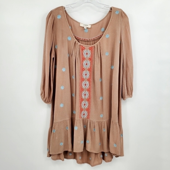 Umgee Floral Embroidered Boho Tunic Top - Picture 1 of 9